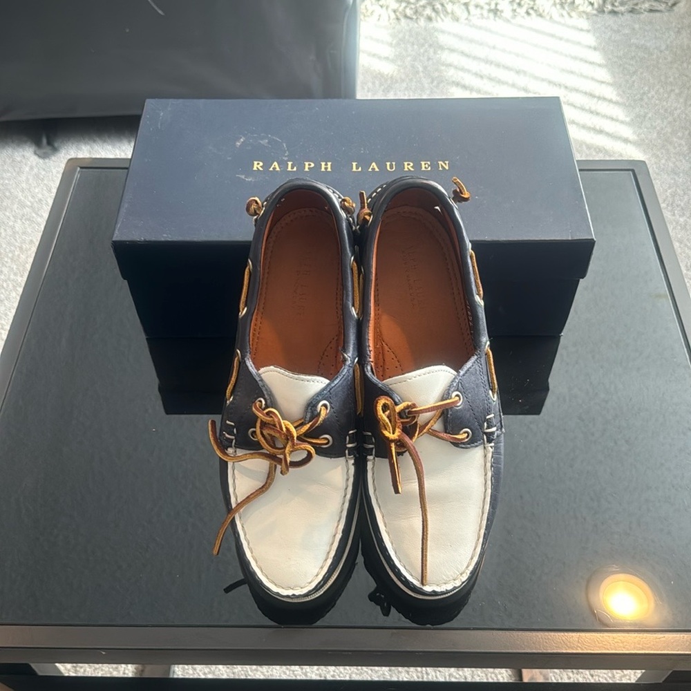 Ralph Lauren size 7.5